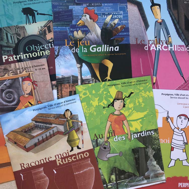 Couvertures des livrets pédagogiques Ville d'art et d'histoire, ville dePerpignan